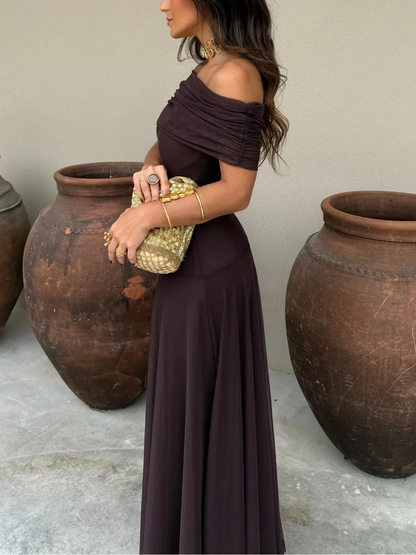 Vestido largo asimétrico de malla
